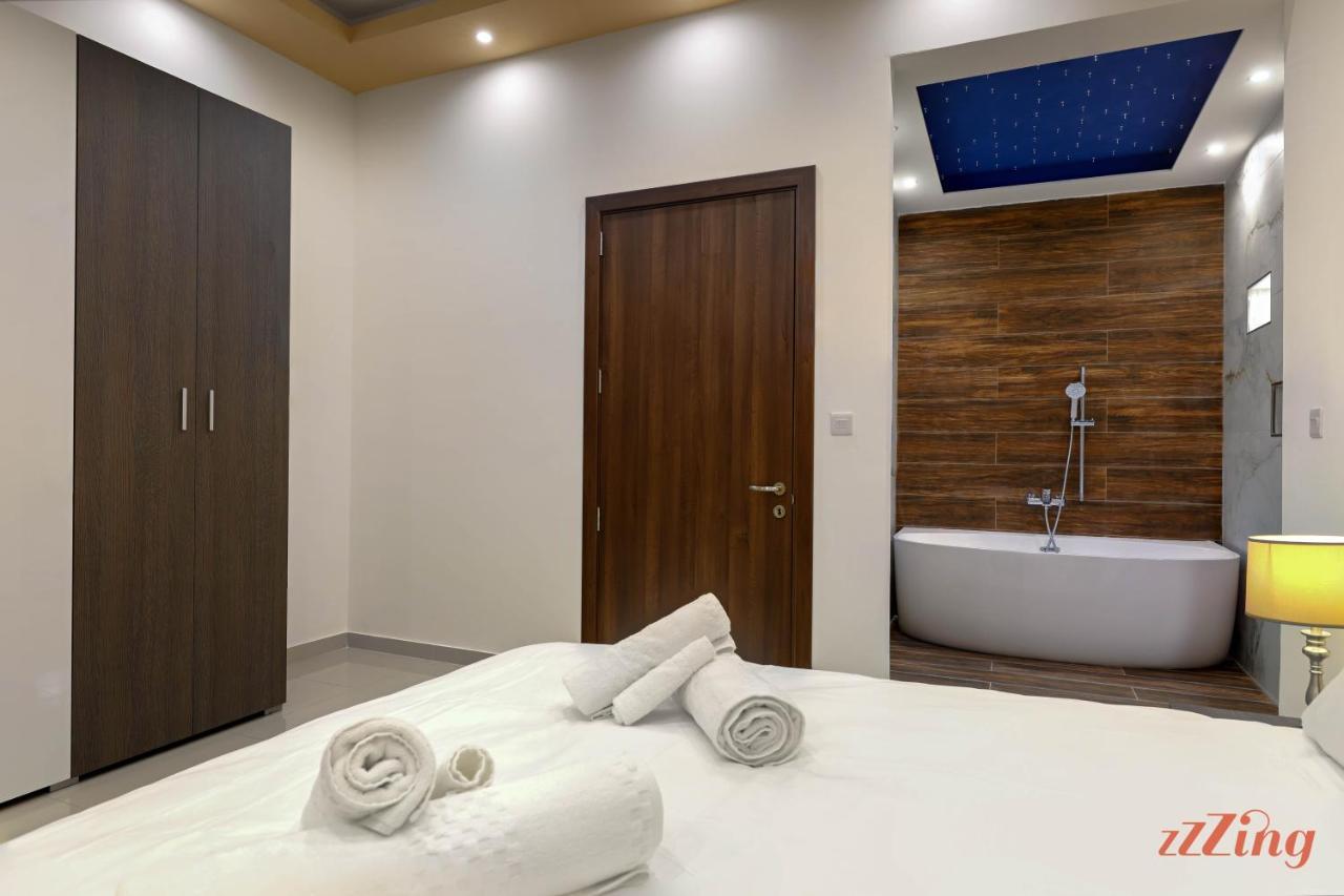 Gem Beachfront Apt With Amazing Bay And Sea Views Birżebbuġa Buitenkant foto