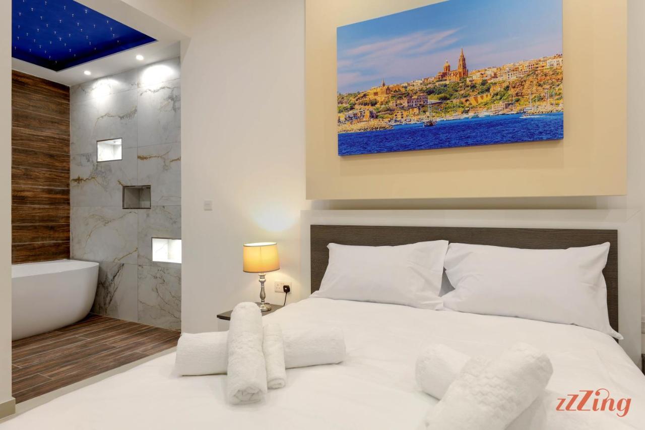 Gem Beachfront Apt With Amazing Bay And Sea Views Birżebbuġa Buitenkant foto