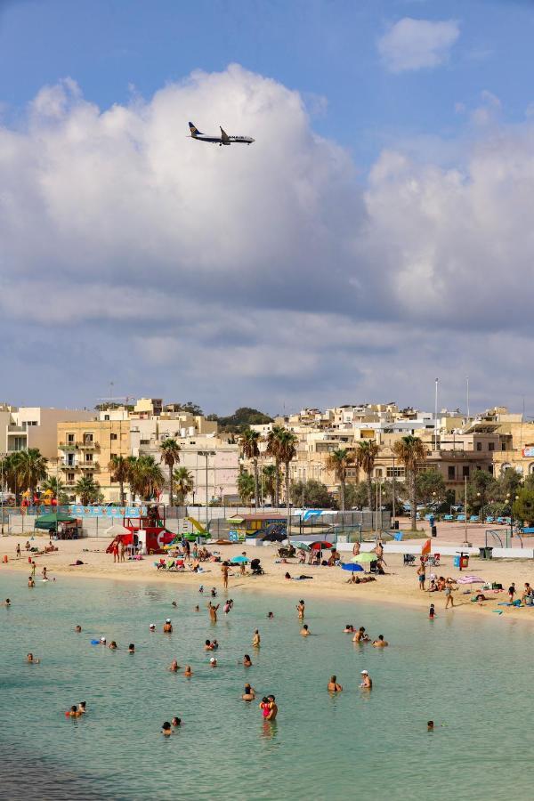 Gem Beachfront Apt With Amazing Bay And Sea Views Birżebbuġa Buitenkant foto